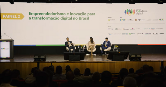  painel sobre empreendedorismo e inovação voltado para a transformação digital no Brasil