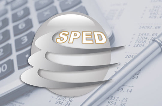 Calculadora, documentos e símbolo com os dizeres "SPED"